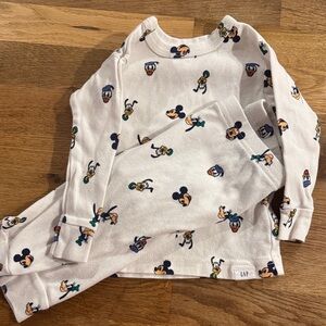 GAP Cream Baby Disney Organic Cotton Set
